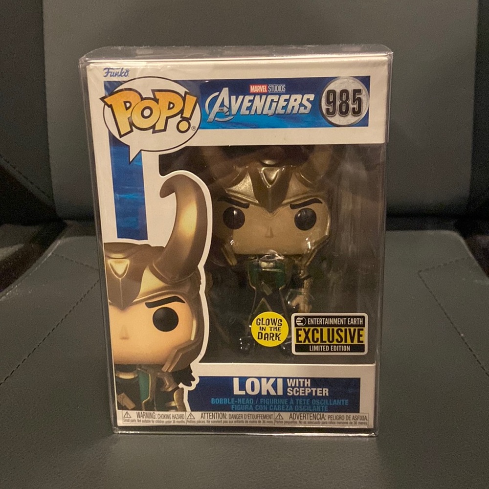 Loki with Scepter - GITD - Avengers - Funko Pop